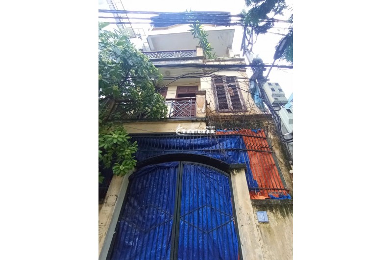 Bán nhà mặt hồ phố Quan Nhân, ô tô đỗ cửa- Kinh doanh- 3,5 tầng, DT 68m2- Mặt tiền 5.1m- Giả chỉ 18,5 tỷ